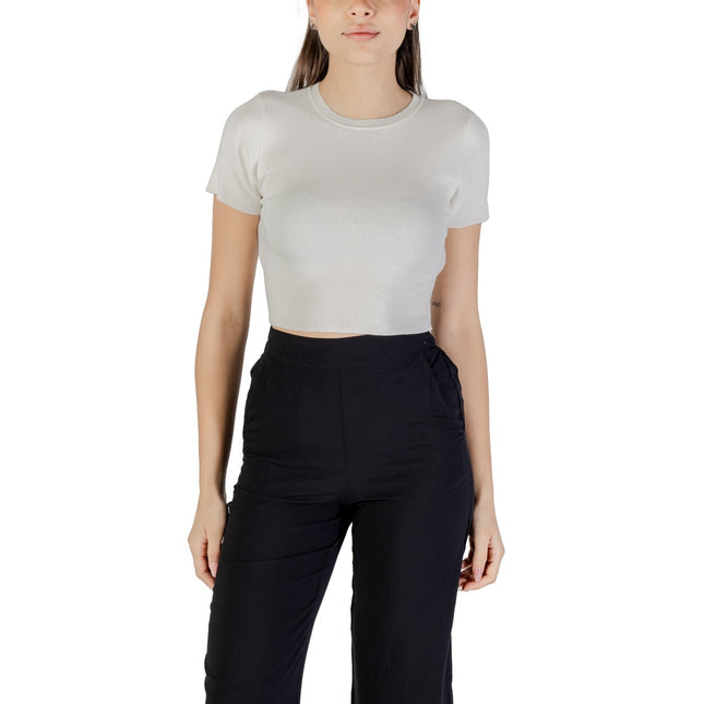 Jacqueline De Yong  Women T-Shirt