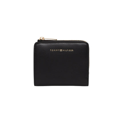 Tommy Hilfiger  Women Wallet