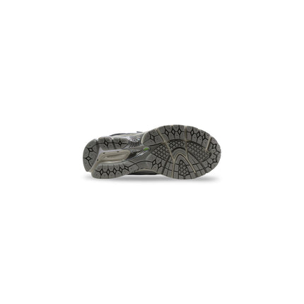 New Balance Men Sneakers