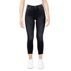 black / W25 L28