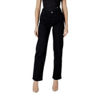 black / W26 L32