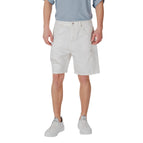 white / 50 (L)