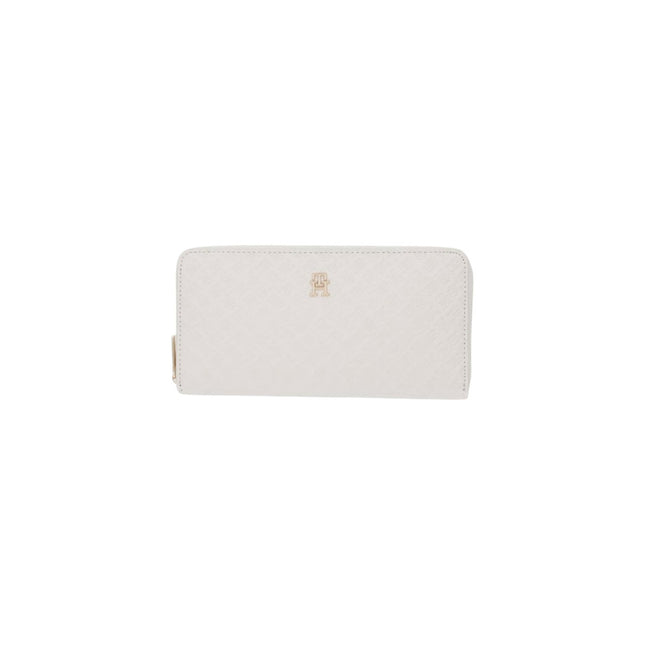 Tommy Hilfiger  Women Wallet