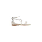 white / 38