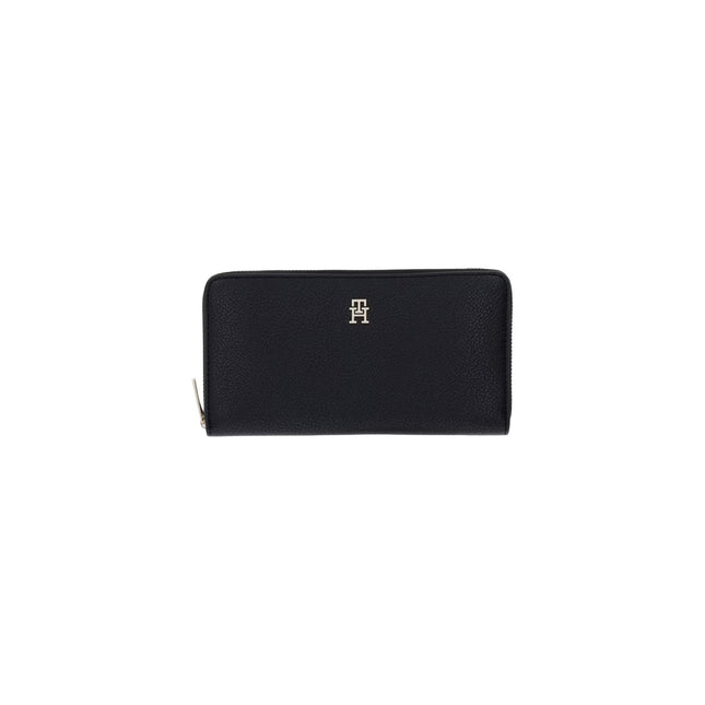 Tommy Hilfiger  Women Wallet
