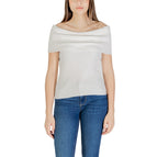 white / M