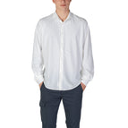 white / S